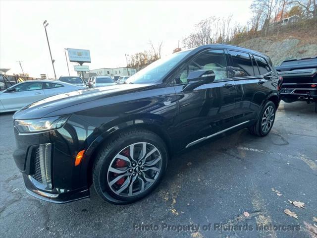 used 2023 Cadillac XT6 car, priced at $42,500