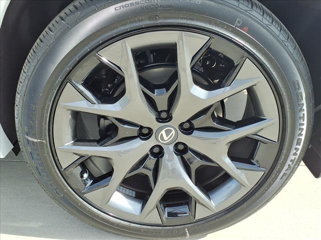 new 2026 Lexus TX 500h car, priced at $77,049