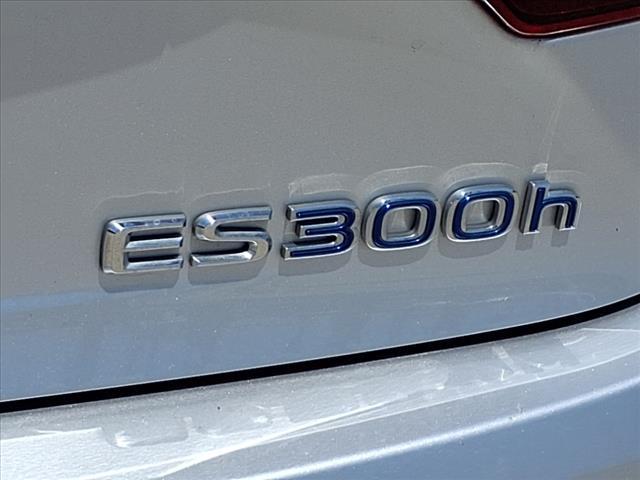 used 2014 Lexus ES 300h car, priced at $18,790