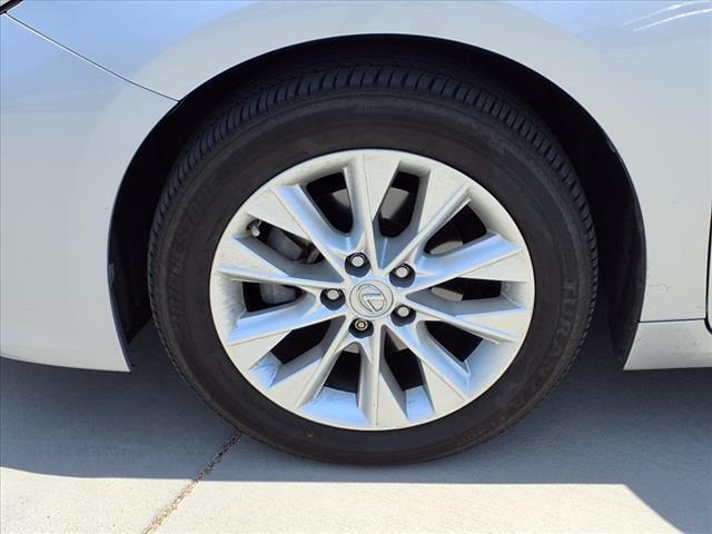 used 2014 Lexus ES 300h car, priced at $18,790