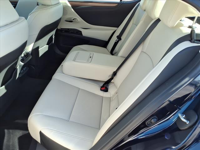 new 2025 Lexus ES 350 car, priced at $47,285