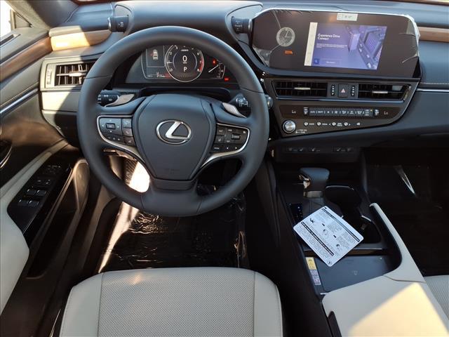 new 2025 Lexus ES 350 car, priced at $47,285