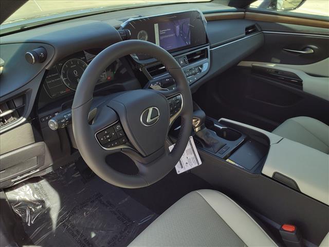 new 2025 Lexus ES 350 car, priced at $48,129