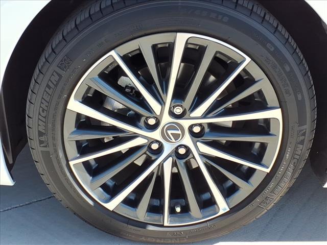 used 2024 Lexus ES 300h car, priced at $46,337