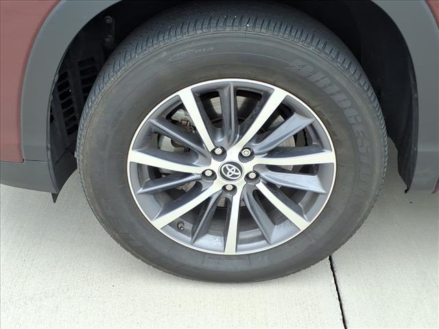 used 2018 Toyota Highlander car, priced at $27,840