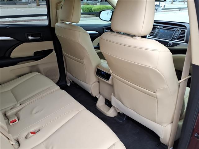 used 2018 Toyota Highlander car, priced at $27,840
