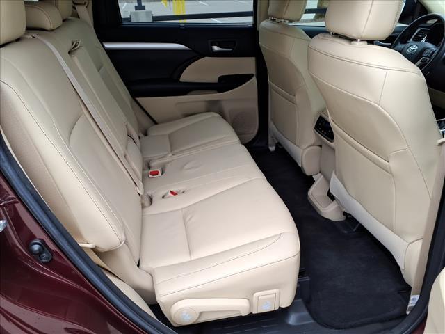 used 2018 Toyota Highlander car, priced at $27,840