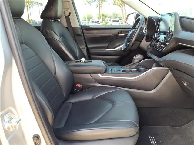 used 2021 Toyota Highlander car, priced at $34,615