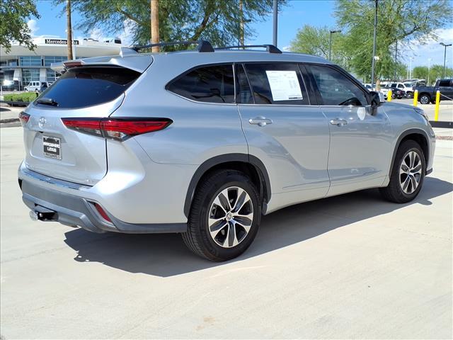 used 2021 Toyota Highlander car, priced at $34,615
