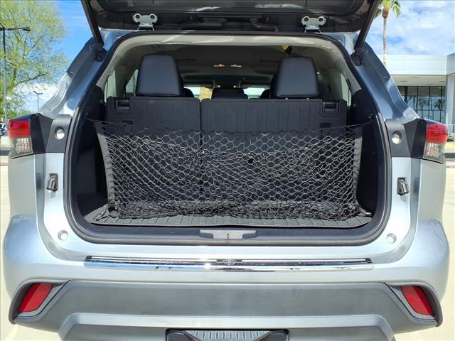 used 2021 Toyota Highlander car, priced at $34,615