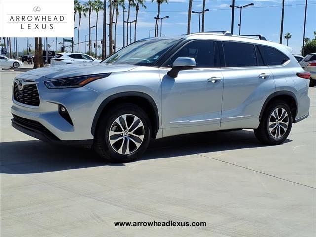 used 2021 Toyota Highlander car, priced at $34,615