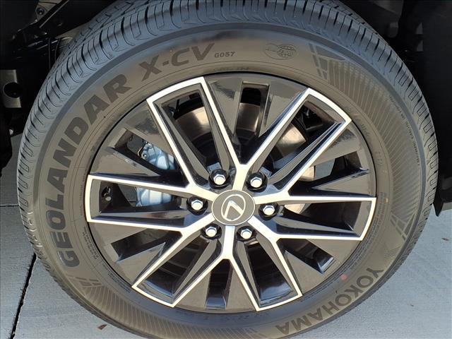 used 2025 Lexus GX 550 car, priced at $94,499