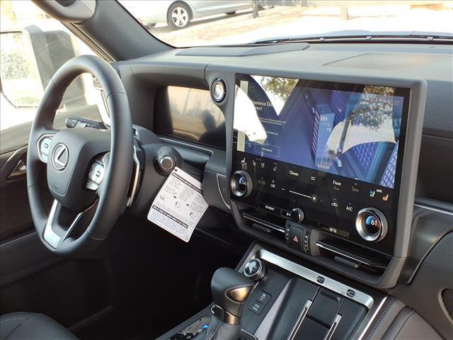 used 2025 Lexus GX 550 car, priced at $94,499