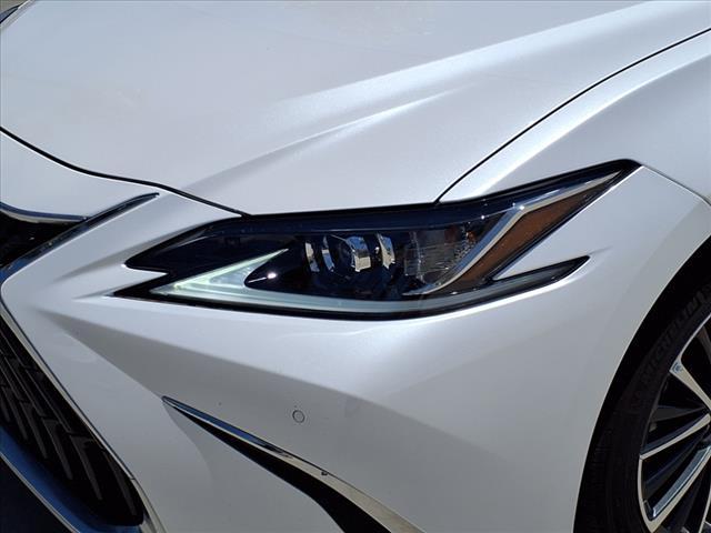 used 2024 Lexus ES 300h car, priced at $44,764
