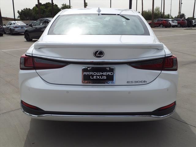 new 2025 Lexus ES 300h car, priced at $49,399