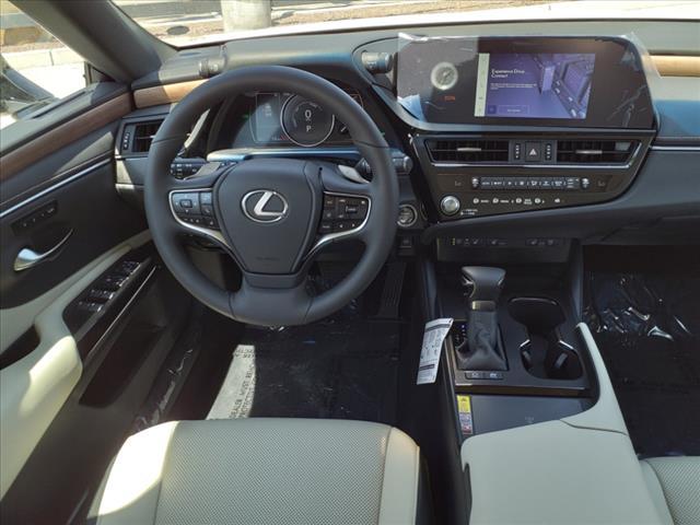 new 2025 Lexus ES 300h car, priced at $49,399