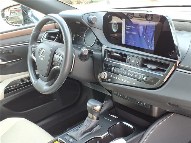 used 2025 Lexus ES 300h car, priced at $43,438