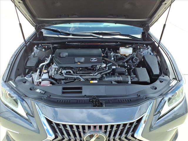used 2025 Lexus ES 300h car, priced at $43,438