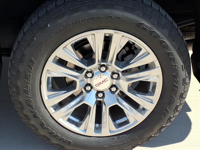 used 2023 GMC Sierra 1500 car, priced at $52,438