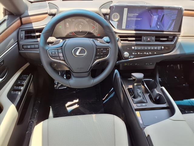new 2025 Lexus ES 300h car, priced at $50,595