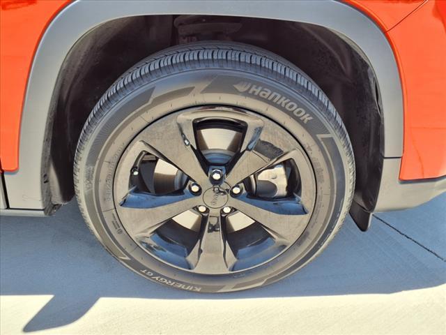 used 2021 Jeep Cherokee car, priced at $17,544