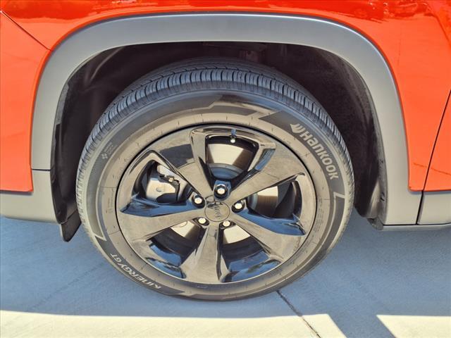 used 2021 Jeep Cherokee car, priced at $17,544