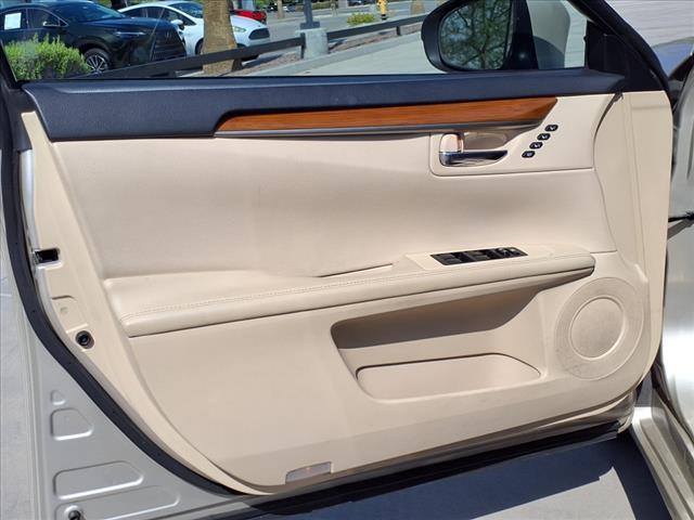 used 2014 Lexus ES 300h car, priced at $15,933
