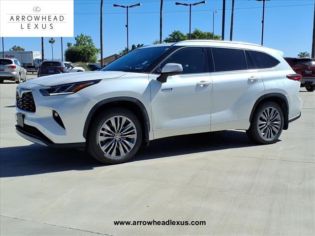 used 2021 Toyota Highlander Hybrid car, priced at $36,339
