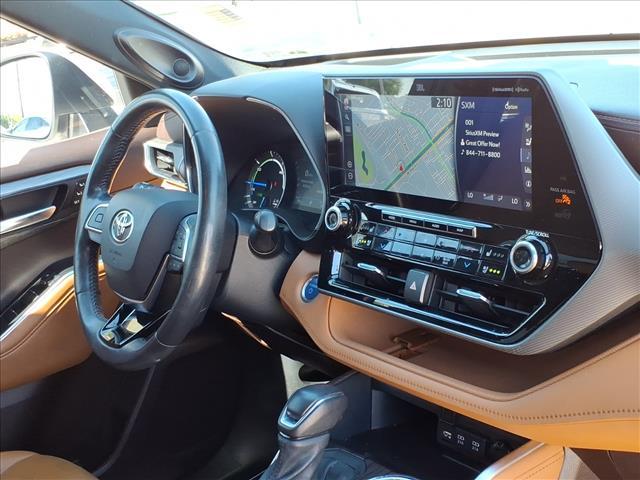 used 2021 Toyota Highlander Hybrid car, priced at $35,826