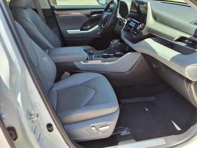 used 2022 Toyota Highlander car, priced at $36,680