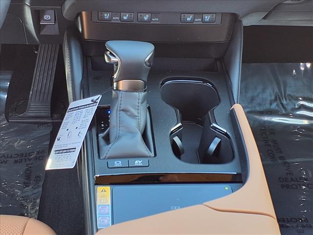 new 2025 Lexus ES 300h car, priced at $50,854