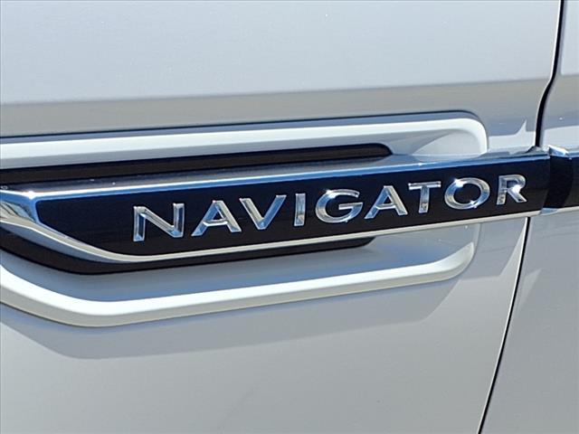 used 2019 Lincoln Navigator car, priced at $27,884