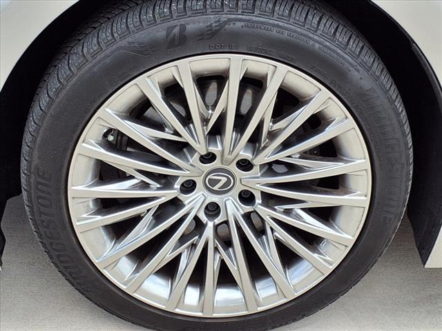 used 2024 Lexus LS 500 car, priced at $83,566