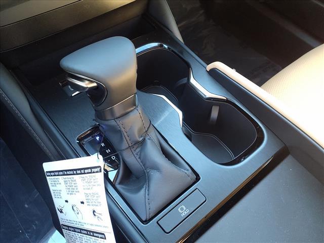 new 2025 Lexus ES 350 car, priced at $44,365