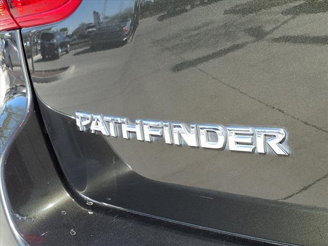 used 2017 Nissan Pathfinder car, priced at $10,994