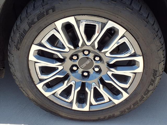 used 2023 GMC Yukon car, priced at $75,788