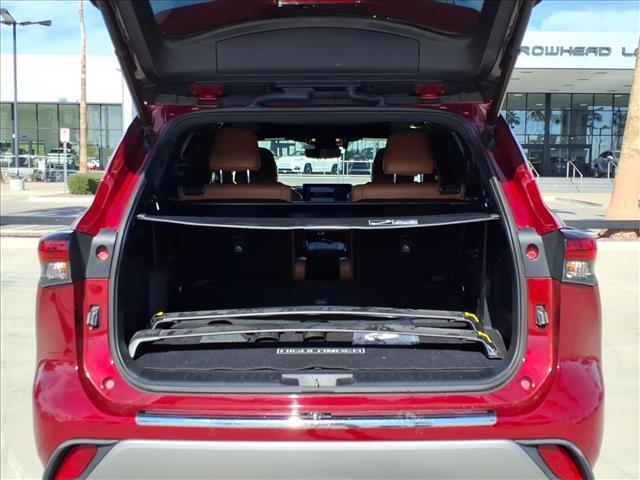 used 2021 Toyota Highlander car, priced at $37,408