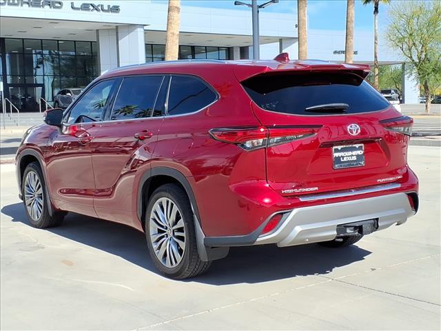 used 2021 Toyota Highlander car, priced at $37,408