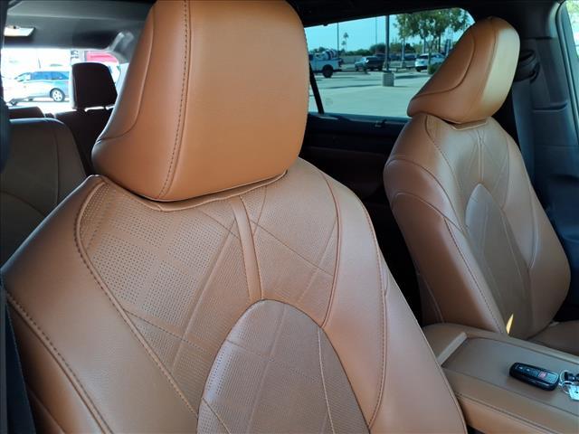 used 2021 Toyota Highlander car, priced at $37,408