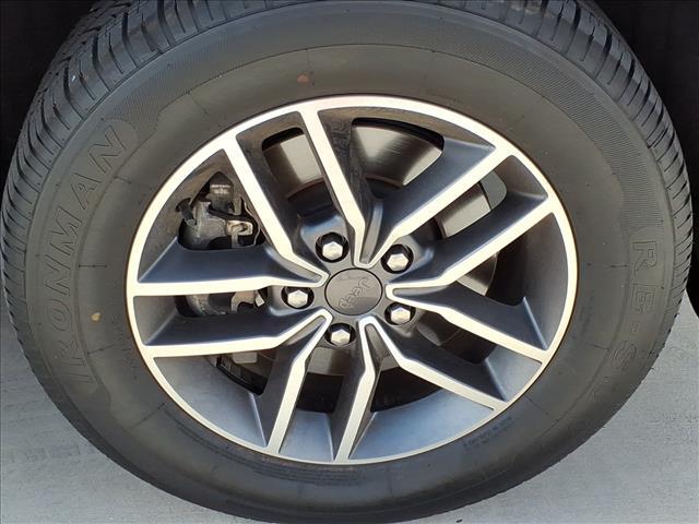 used 2021 Jeep Grand Cherokee car, priced at $26,573