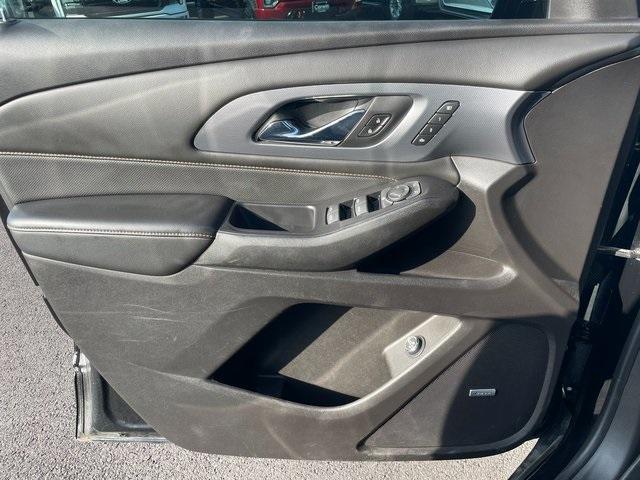 used 2018 Chevrolet Traverse car, priced at $18,984