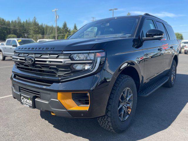 new 2025 Ford Expedition car, priced at $82,552