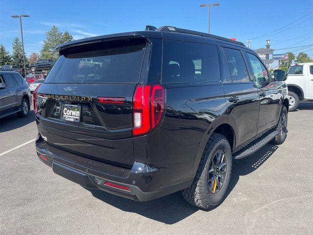 new 2025 Ford Expedition car, priced at $82,552