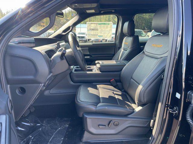 new 2025 Ford Expedition car, priced at $82,552