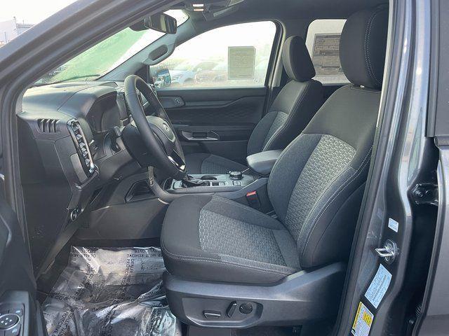 new 2025 Ford Ranger car, priced at $40,981