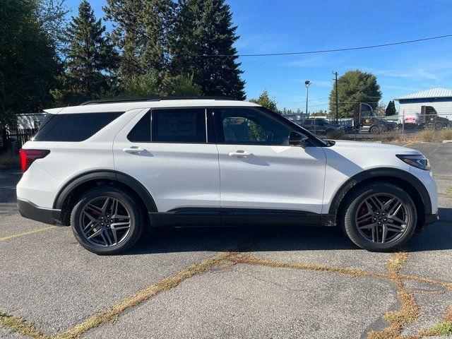 new 2025 Ford Explorer car, priced at $58,710