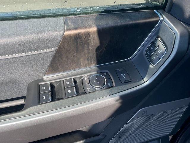 new 2025 Ford F-350 car, priced at $83,319