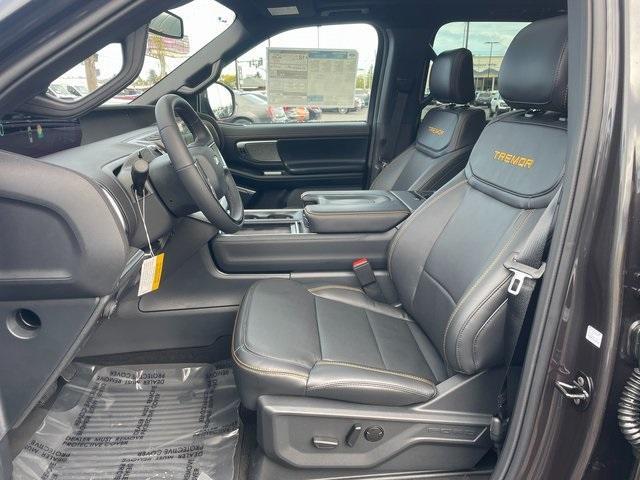 new 2025 Ford Expedition car, priced at $84,040