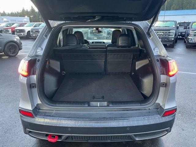 used 2020 Jeep Cherokee car, priced at $18,401