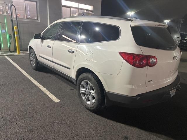 used 2010 Chevrolet Traverse car, priced at $6,989